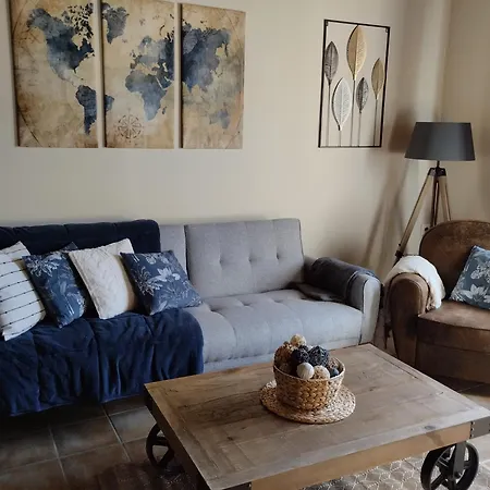 Дом отдыха Maison De Village En Perigord Singleyrac
